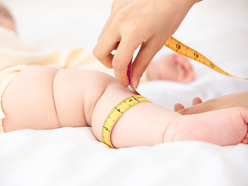 宝宝腿部测量